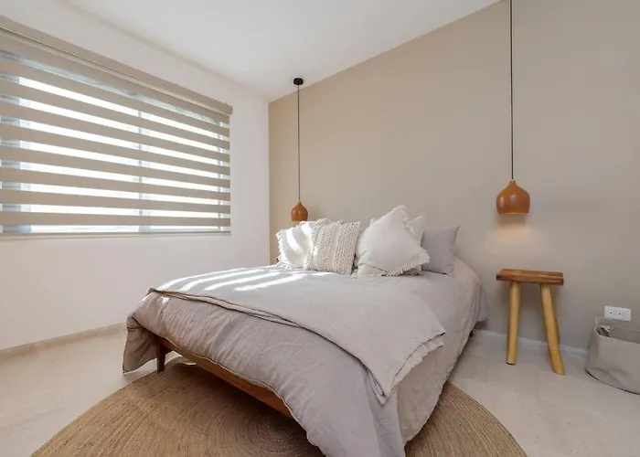 Private Pool & With Stunning Ocean Views Solaria E 101
