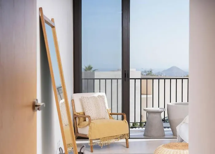 Hotel Private Pool & With Stunning Ocean Views Solaria E 101 *