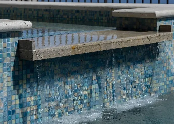 Private Pool & With Stunning Ocean Views Solaria E 101 *