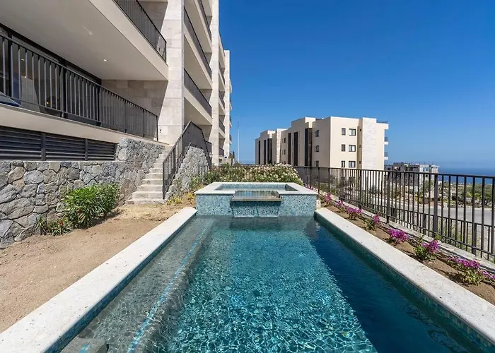 Private Pool & With Stunning Ocean Views Solaria E 101 *